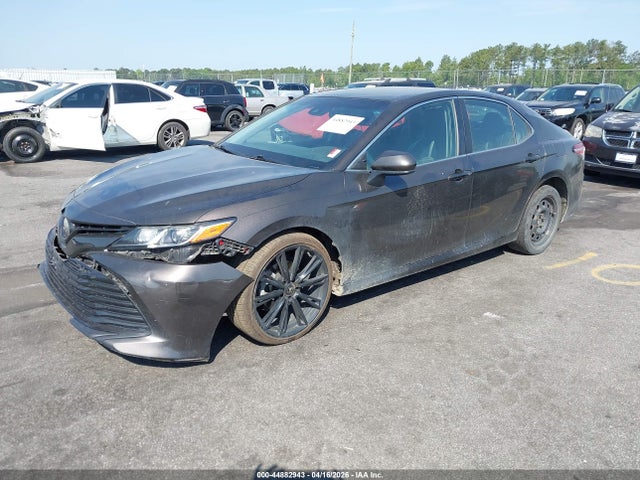 Продажа на аукционе авто 2018 Toyota Camry Le, vin: 4T1B11HK4JU552382, номер лота: 44882943