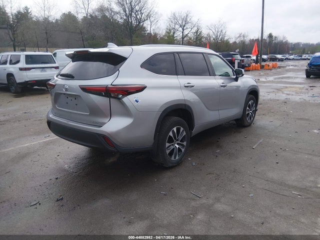 44882982 :رقم المزاد ، 5TDKDRBH3RS532471 vin ، 2024 Toyota Highlander Xle مزاد بيع