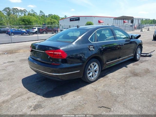 Продаж на аукціоні авто 2016 Volkswagen Passat 1.8t S, vin: 1VWAT7A35GC011496, номер лоту: 44882996