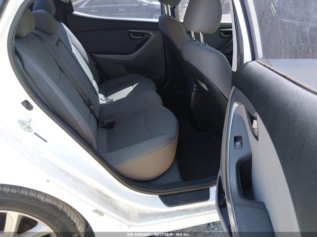 Продаж на аукціоні авто 2015 Hyundai Elantra Se, vin: 5NPDH4AE1FH630312, номер лоту: 44883007