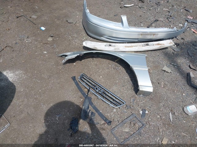 2000 Toyota Camry Ce მანქანა იყიდება აუქციონზე, vin: 4T1BG22K9YU012405, აუქციონის ნომერი: 44883067