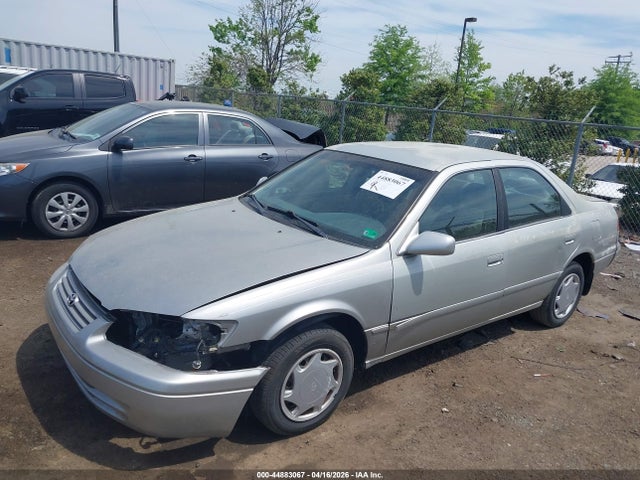 2000 Toyota Camry Ce მანქანა იყიდება აუქციონზე, vin: 4T1BG22K9YU012405, აუქციონის ნომერი: 44883067