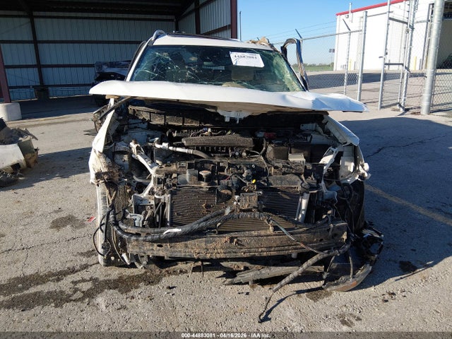 5N1AT2MVXJC722083 Nissan Rogue S/sl/sv