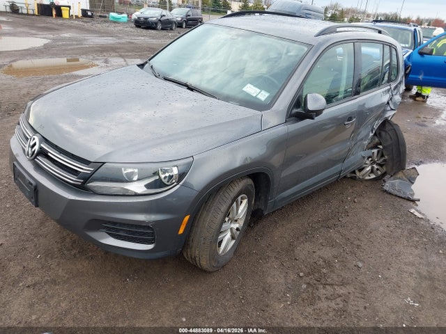 Aukcja sprzedaży 2016 Volkswagen Tiguan S, vin: WVGBV7AX6GW601575, numer aukcji: 44883089