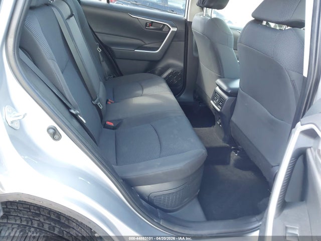 2022 Toyota Rav4 Hybrid Le მანქანა იყიდება აუქციონზე, vin: JTMMWRFV1ND152537, აუქციონის ნომერი: 44883101