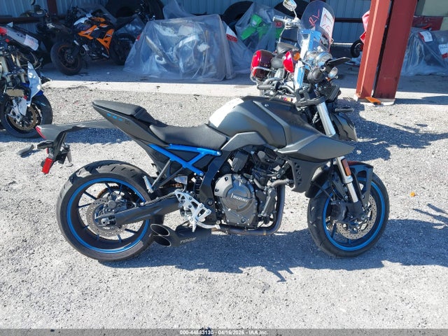 Suzuki Gsx800 R 2024 JS1EM11B7R7101244 Image 12
