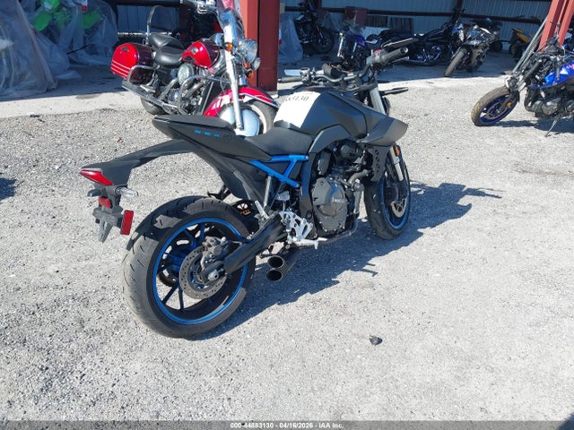 Suzuki Gsx800 R 2024 JS1EM11B7R7101244 Image 4