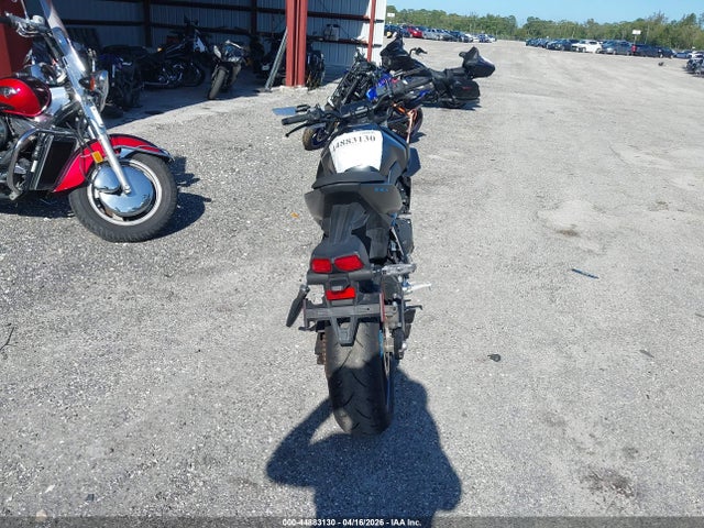 Suzuki Gsx800 R 2024 JS1EM11B7R7101244 Image 6