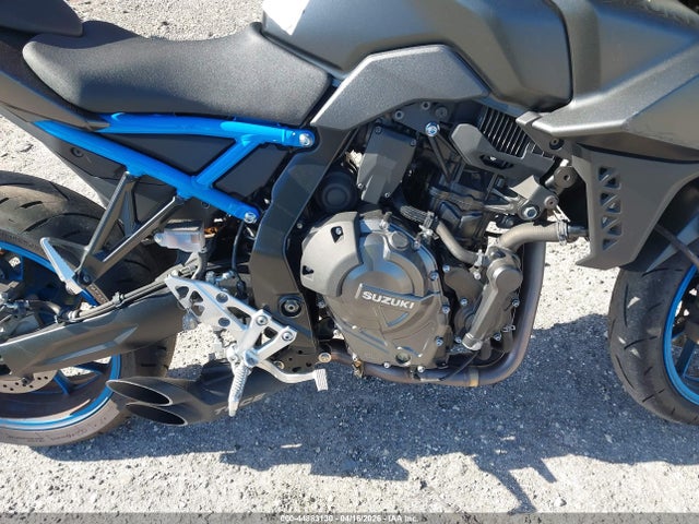 Suzuki Gsx800 R 2024 JS1EM11B7R7101244 Image 8