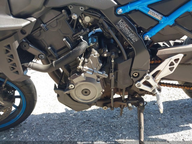 Suzuki Gsx800 R 2024 JS1EM11B7R7101244 Image 9