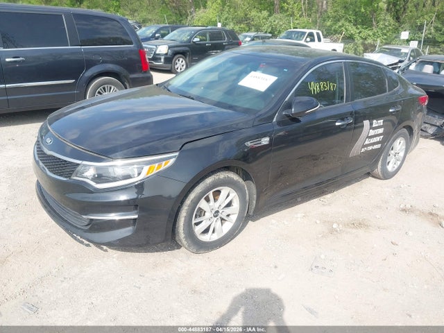 2016 Kia Optima Lx მანქანა იყიდება აუქციონზე, vin: 5XXGT4L33GG028418, აუქციონის ნომერი: 44883187