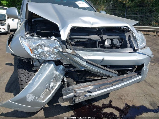 Продажа на аукционе авто 2004 Toyota 4runner Limited V8, vin: JTEBT17R440045308, номер лота: 44883204