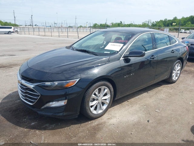 1G1ZD5ST8NF122540 Chevrolet Malibu Fwd Lt