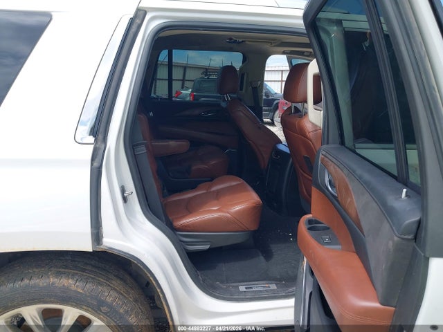 44883227 :رقم المزاد ، 1GYS4CKJ7JR287512 vin ، 2018 Cadillac Escalade Premium Luxury مزاد بيع