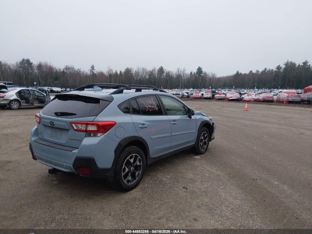 44883256 :رقم المزاد ، JF2GTADC7J8238237 vin ، 2018 Subaru Crosstrek 2.0i Premium مزاد بيع