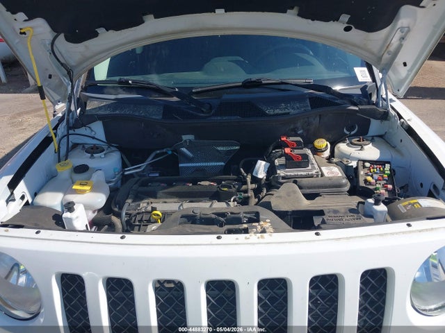 2015 Jeep Patriot Sport მანქანა იყიდება აუქციონზე, vin: 1C4NJPBA2FD418627, აუქციონის ნომერი: 44883270