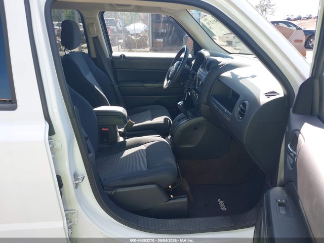 2015 Jeep Patriot Sport მანქანა იყიდება აუქციონზე, vin: 1C4NJPBA2FD418627, აუქციონის ნომერი: 44883270