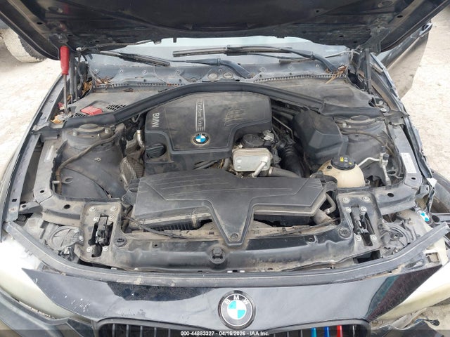 WBA3B1C52FK140453 BMW 320i