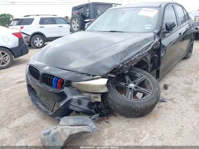 WBA3B1C52FK140453 BMW 320i