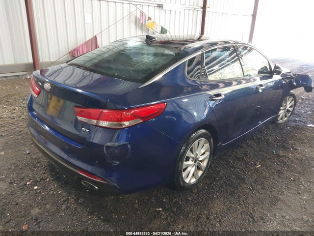 2017 Kia Optima Ex მანქანა იყიდება აუქციონზე, vin: 5XXGU4L36HG158420, აუქციონის ნომერი: 44883380