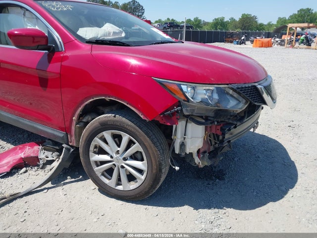 44883449 :رقم المزاد ، JN1BJ1CP9JW186014 vin ، 2018 Nissan Rogue Sport S مزاد بيع