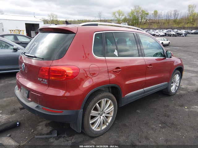 2014 Volkswagen Tiguan Se მანქანა იყიდება აუქციონზე, vin: WVGBV3AX9EW094841, აუქციონის ნომერი: 44883470