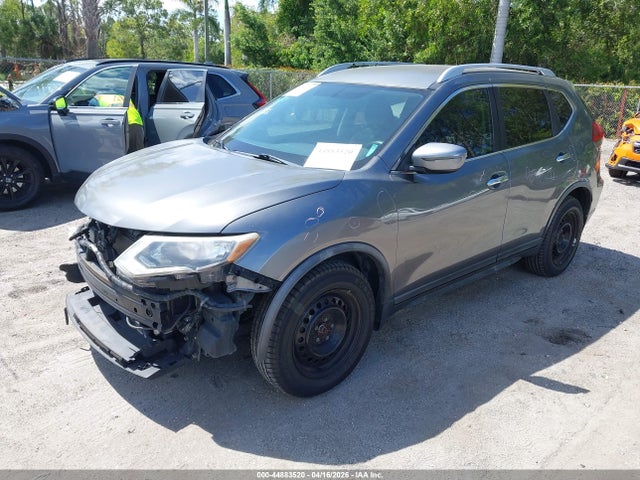 Продажа на аукционе авто 2017 Nissan Rogue S, vin: KNMAT2MT1HP582303, номер лота: 44883520