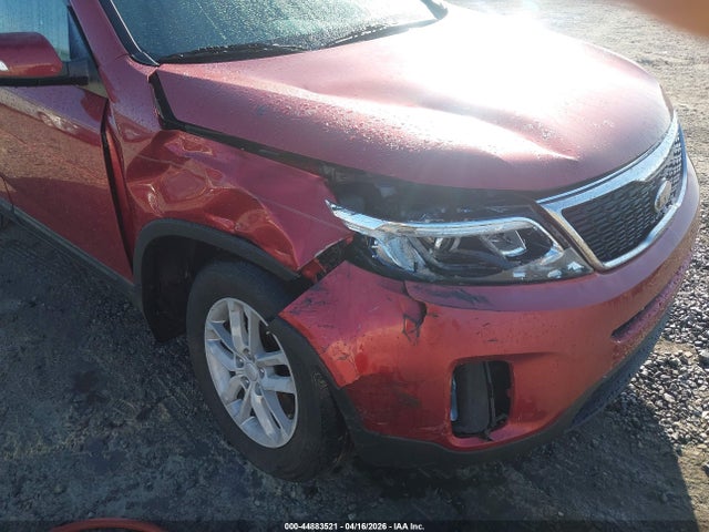 44883521 :رقم المزاد ، 5XYKT4A6XEG501862 vin ، 2014 Kia Sorento Lx مزاد بيع