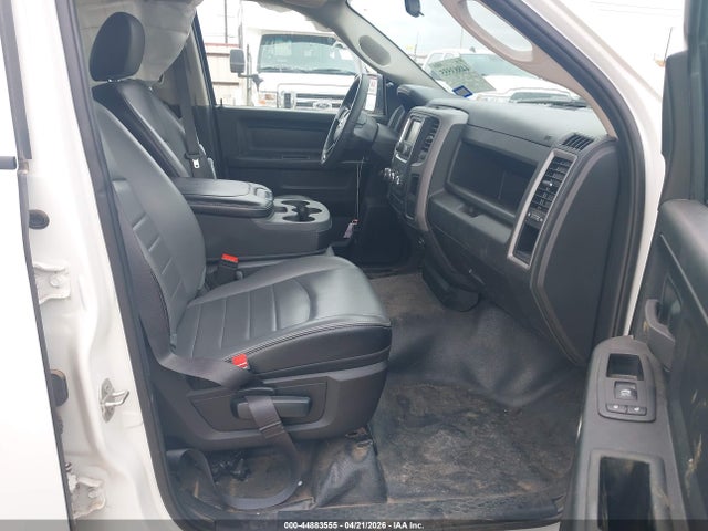 1C6RR6FG7PS527088 RAM 1500 Classic Tradesman 4x2 6&#039;4 Box