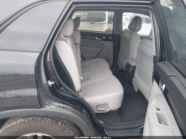 Продаж на аукціоні авто 2015 Kia Sorento Lx, vin: 5XYKT4A6XFG606354, номер лоту: 44883605