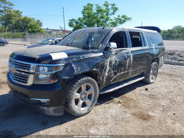 Aukcja sprzedaży 2017 Chevrolet Suburban Premier, vin: 1GNSKJKC1HR240916, numer aukcji: 44883613