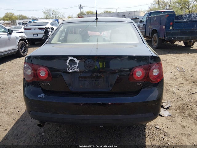 Продаж на аукціоні авто 2010 Volkswagen Jetta Limited Edition, vin: 3VWRZ7AJ4AM105648, номер лоту: 44883670