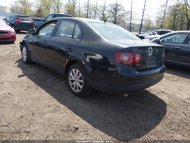 Продаж на аукціоні авто 2010 Volkswagen Jetta Limited Edition, vin: 3VWRZ7AJ4AM105648, номер лоту: 44883670