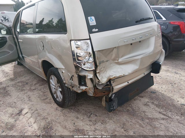 2015 Dodge Grand Caravan Sxt მანქანა იყიდება აუქციონზე, vin: 2C4RDGCGXFR591224, აუქციონის ნომერი: 44883689