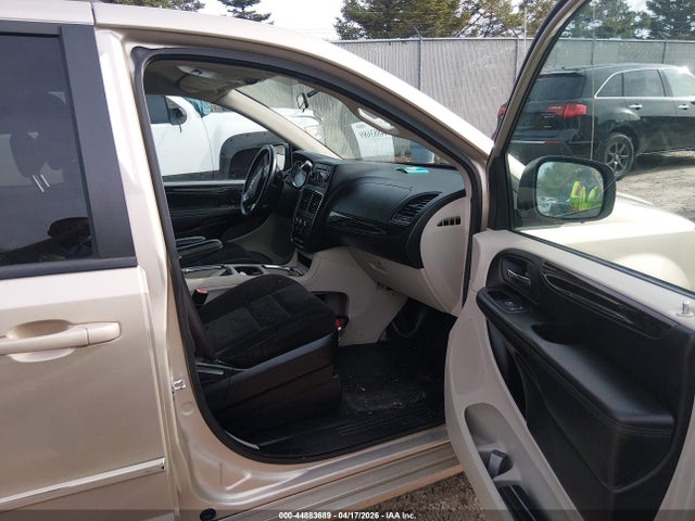 2015 Dodge Grand Caravan Sxt მანქანა იყიდება აუქციონზე, vin: 2C4RDGCGXFR591224, აუქციონის ნომერი: 44883689