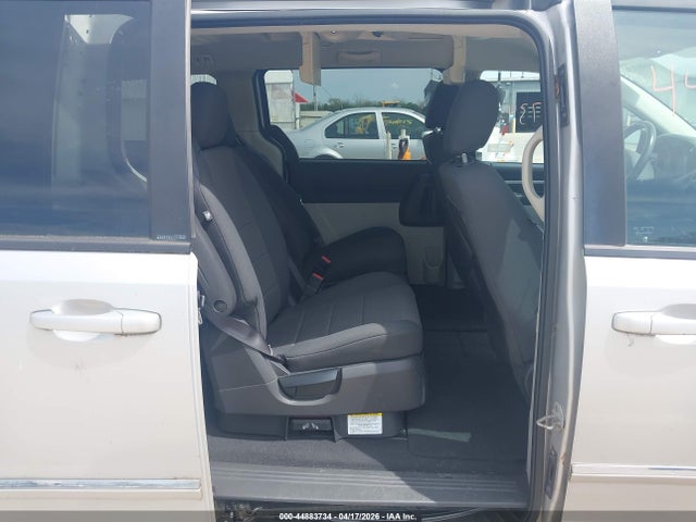 2008 Dodge Grand Caravan Sxt მანქანა იყიდება აუქციონზე, vin: 2D8HN54P88R131933, აუქციონის ნომერი: 44883734