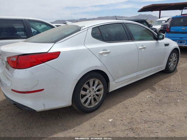 5XXGM4A70EG345900 KIA Optima Lx