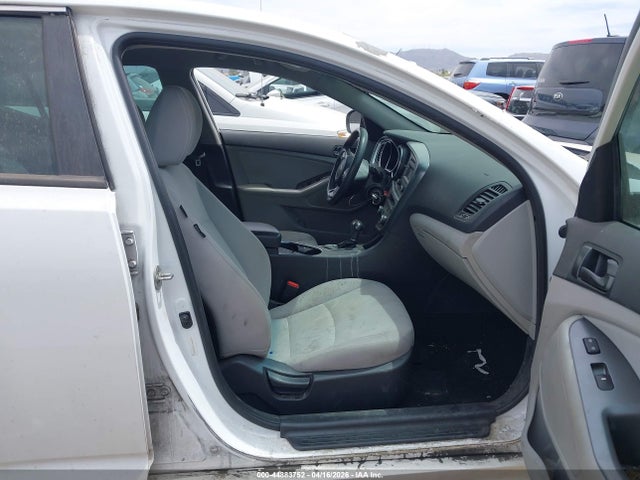 5XXGM4A70EG345900 KIA Optima Lx