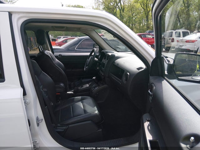 2015 Jeep Patriot High Altitude Edition მანქანა იყიდება აუქციონზე, vin: 1C4NJRFB4FD290826, აუქციონის ნომერი: 44883756