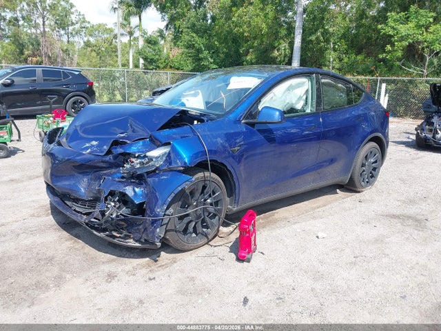 2024 Tesla Model Y Long Range Single Motor Rear-wheel Drive/rwd მანქანა იყიდება აუქციონზე, vin: 7SAYGDED3RF207310, აუქციონის ნომერი: 44883775