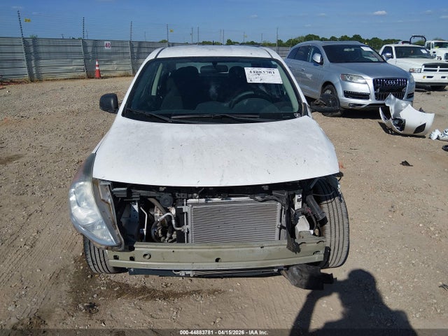 2015 Nissan Versa 1.6 S+ მანქანა იყიდება აუქციონზე, vin: 3N1CN7AP3FL918276, აუქციონის ნომერი: 44883781