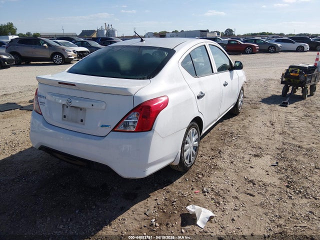 2015 Nissan Versa 1.6 S+ მანქანა იყიდება აუქციონზე, vin: 3N1CN7AP3FL918276, აუქციონის ნომერი: 44883781