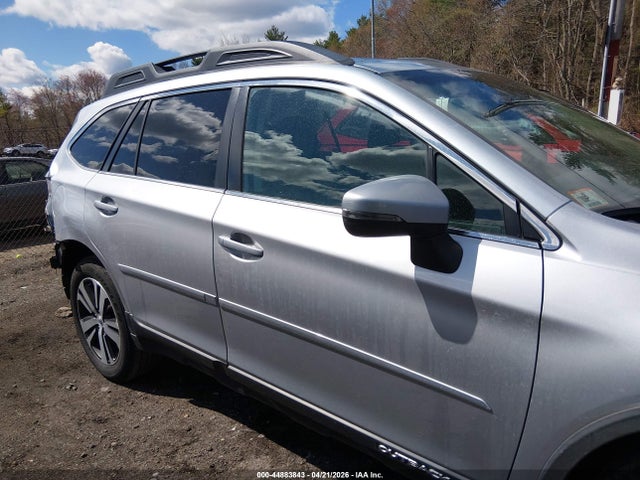 Aukcja sprzedaży 2018 Subaru Outback 2.5i Limited, vin: 4S4BSANC7J3296299, numer aukcji: 44883843