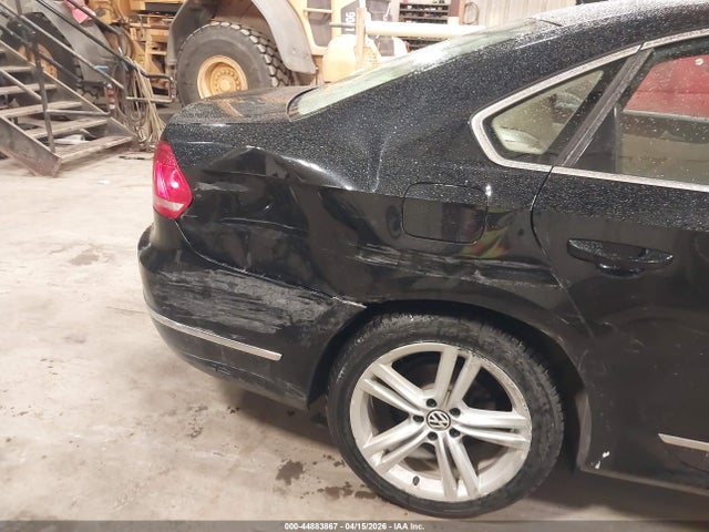 44883867 :رقم المزاد ، 1VWCN7A30CC002315 vin ، 2012 Volkswagen Passat 2.0l Tdi Sel Premium مزاد بيع