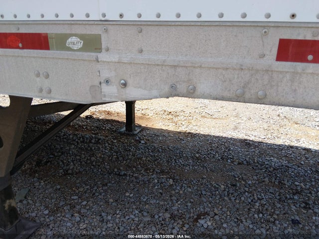 Продажа на аукционе авто 2008 Utility Trailer Mfg Unknown, vin: 1UYVS25308P297306, номер лота: 44883870
