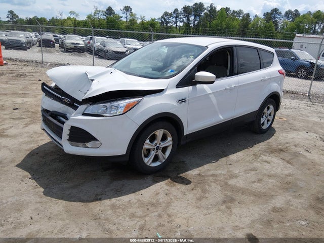1FMCU0G75GUB31864 Ford ESCAPE SE