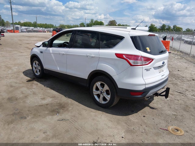 1FMCU0G75GUB31864 Ford ESCAPE SE