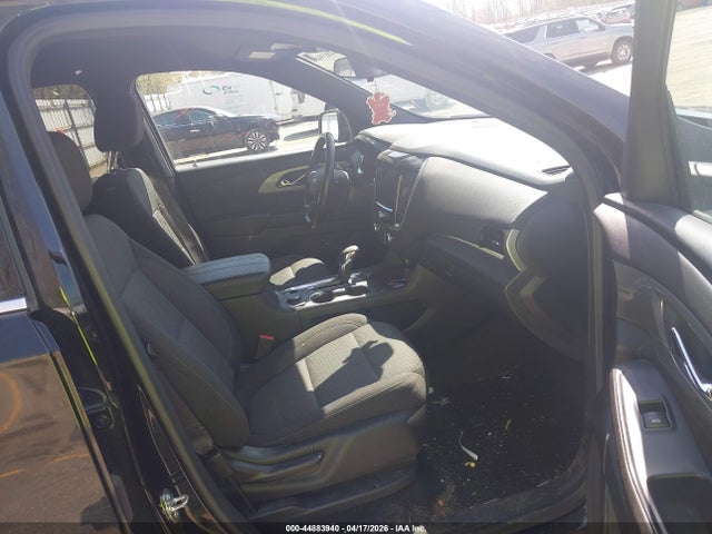 44883940 :رقم المزاد ، 1GNEVGKW4NJ151661 vin ، 2022 Chevrolet Traverse Awd Lt Cloth مزاد بيع