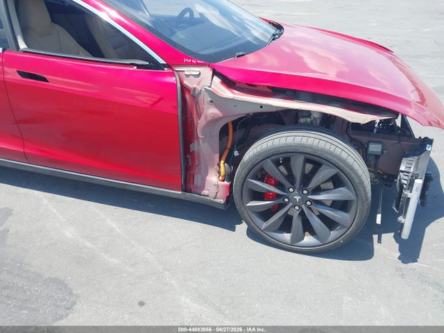 Продаж на аукціоні авто 2015 Tesla Model S 85d/p85d, vin: 5YJSA1E44FF105867, номер лоту: 44883956