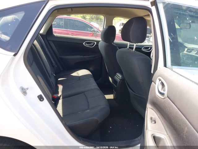 Продажа на аукционе авто 2018 Nissan Sentra Sv, vin: 3N1AB7AP9JY299761, номер лота: 44883961